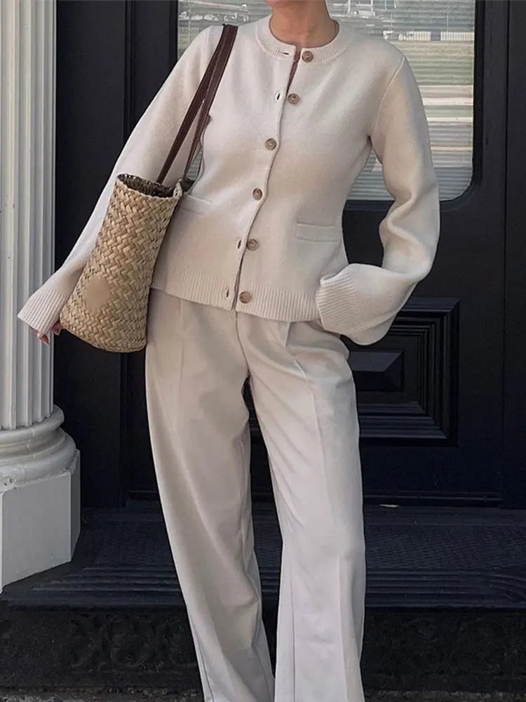 Chic Knitted Cardigan